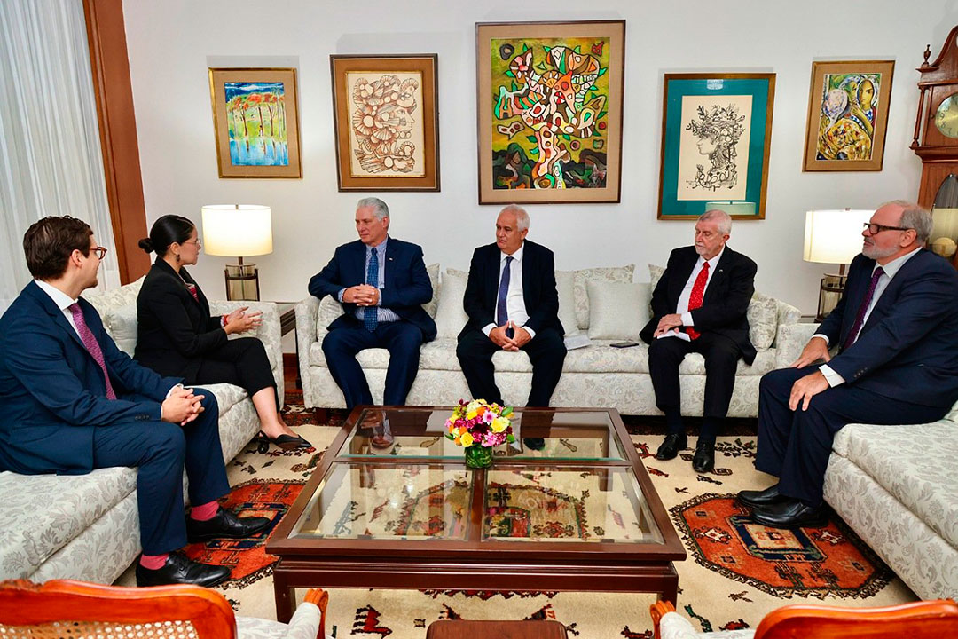 Encuentro entre Miguel Díaz-Canel y Carolina Rangel.