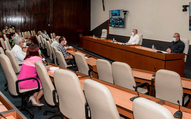 Reunión de análisis de la COVID-19 en Cuba, encabezada por el presidente, Miguel Díaz-Canel.