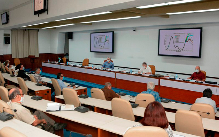 Reunión de análisis de la COVID-19 en Cuba, en grupo de trabajo encabezado por el presidente de la República, Miguel Díaz-Canel.