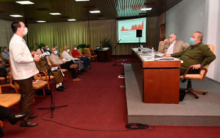Reunión de análisis de la COVID-19 en Cuba, encabezada por el presidente, Miguel Díaz-Canel.