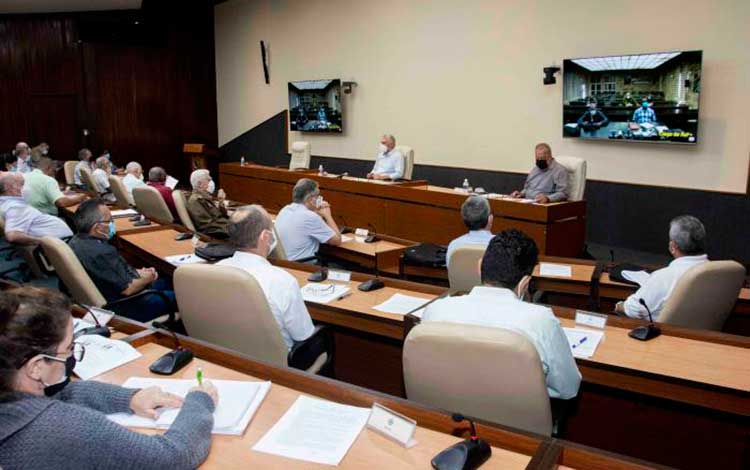 Reunión del Grupo Temporal de Trabajo de Cuba para el enfrentamiento a la COVID-19. Reunión del Grupo Temporal de Trabajo de Cuba para el enfrentamiento a la COVID-19.