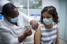 Vacunación contra la COVID-19 en edades pediátricas.