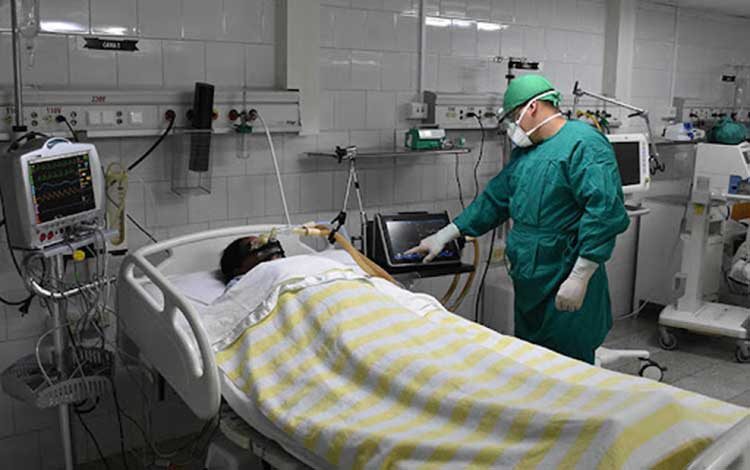 Paciente en sala de Terapia Intensiva.
