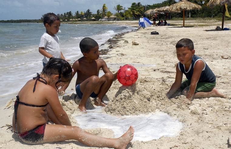 Niños en la playa