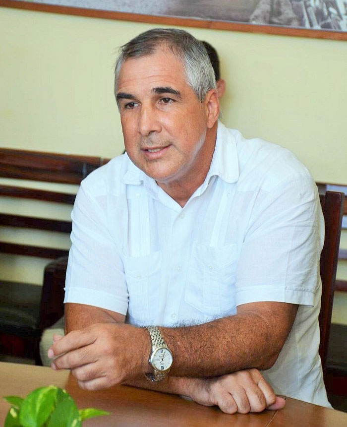 Dr. Eduardo Martí­nez, director de BioCubaFarma.