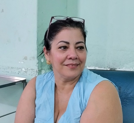 Miriam León, abuela de los trillizos.