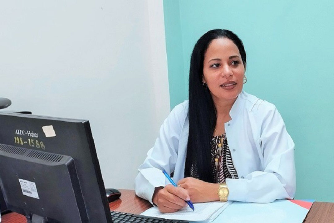 Dra. Liset Caridad Lara O 'Farrill, especialista en Genética Clínica, máster en Salud Pública, y directora del Centro Provincial de Genética de Villa Clara.