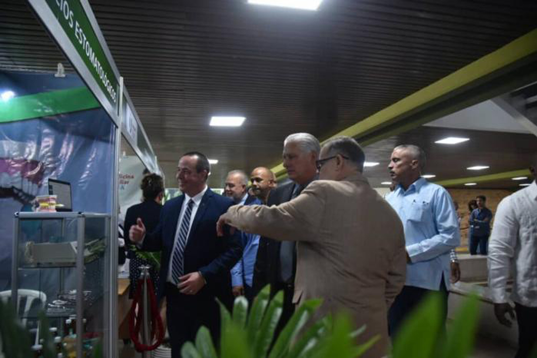 Miguel Díaz-Canel, inauguración convención de salud