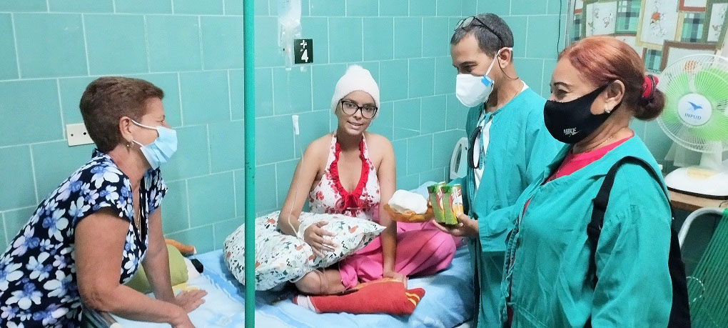 Paciente Rocío Barrios, de 17 años.