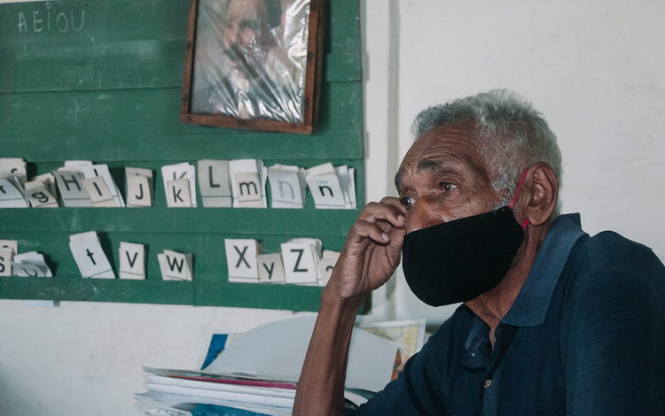 Eduardo López Roque, maestro de la comunidad de Arroyo Bermejo.