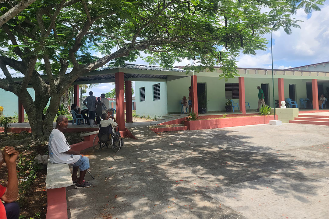 Pacientes en el centro para personas de conducta deambulante.