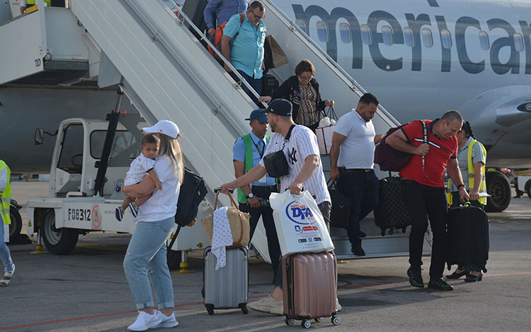 Vuelo de American Airlines arribó a Santa Clara, Cuba, el 3 de noviembre de 2022.