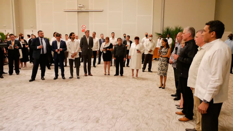 Presidente cubano, Miguel Díaz-Canel, y participantes en FITCuba 2022. Presidente cubano, Miguel Díaz-Canel, y participantes en FITCuba 2022.